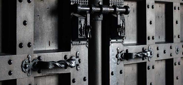 steel entry door repair in Bermuda Dunes